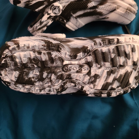 Crocs - Picture 4 of 14